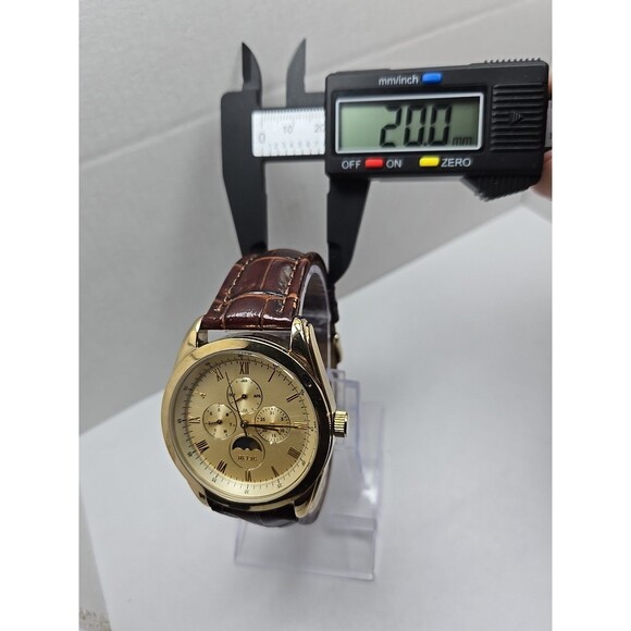 Relic ZR15559 Gold Tone Multifunction Moonphase Quartz Leather Watch New Battery - Picture 6 of 13